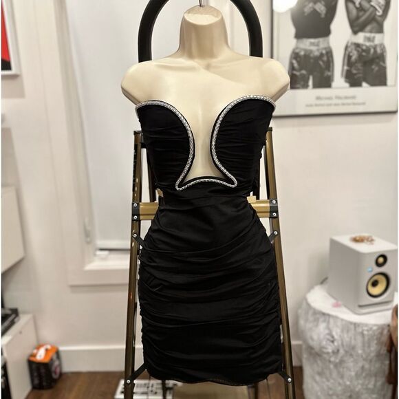 AKIRA EVERYONE WANTS HER STRAPLESS MINI DRESS IN BLK NWT LG - Picture 5 of 13